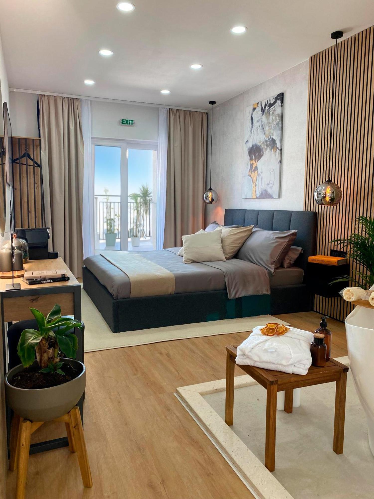 Casa Benita Bed & Breakfast Хвар Екстериор снимка